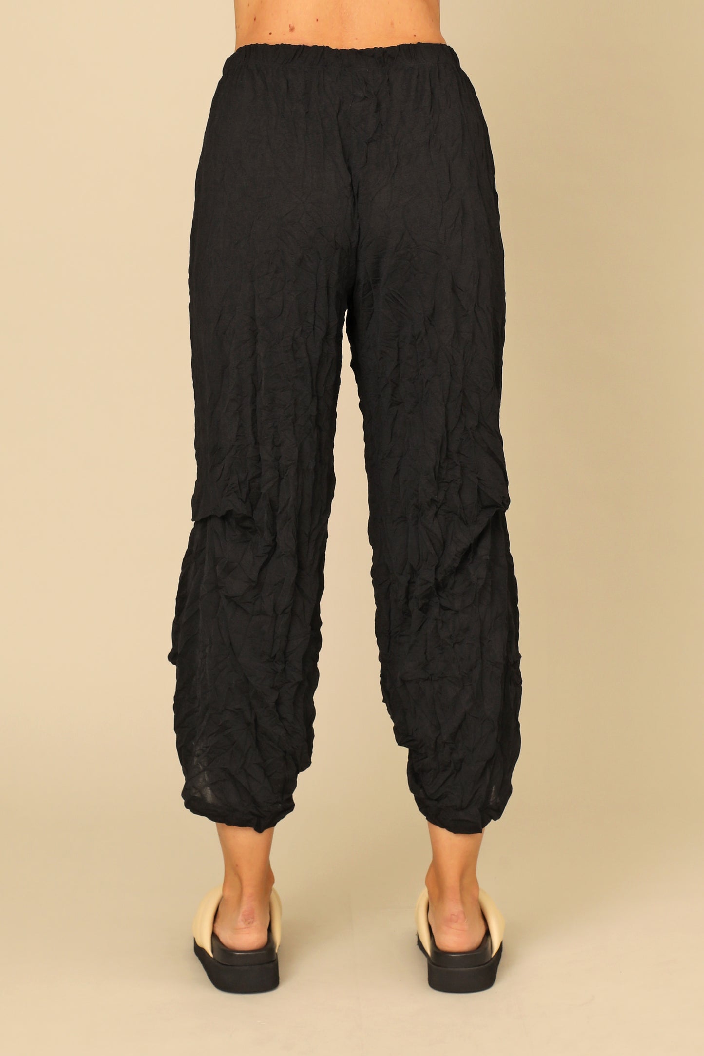 Leanna Pant