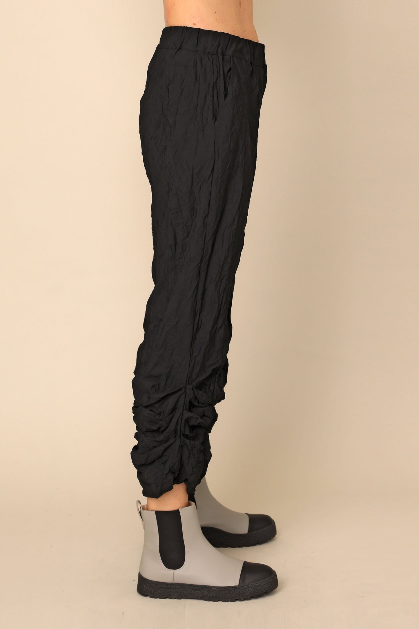 Dinah Pant
