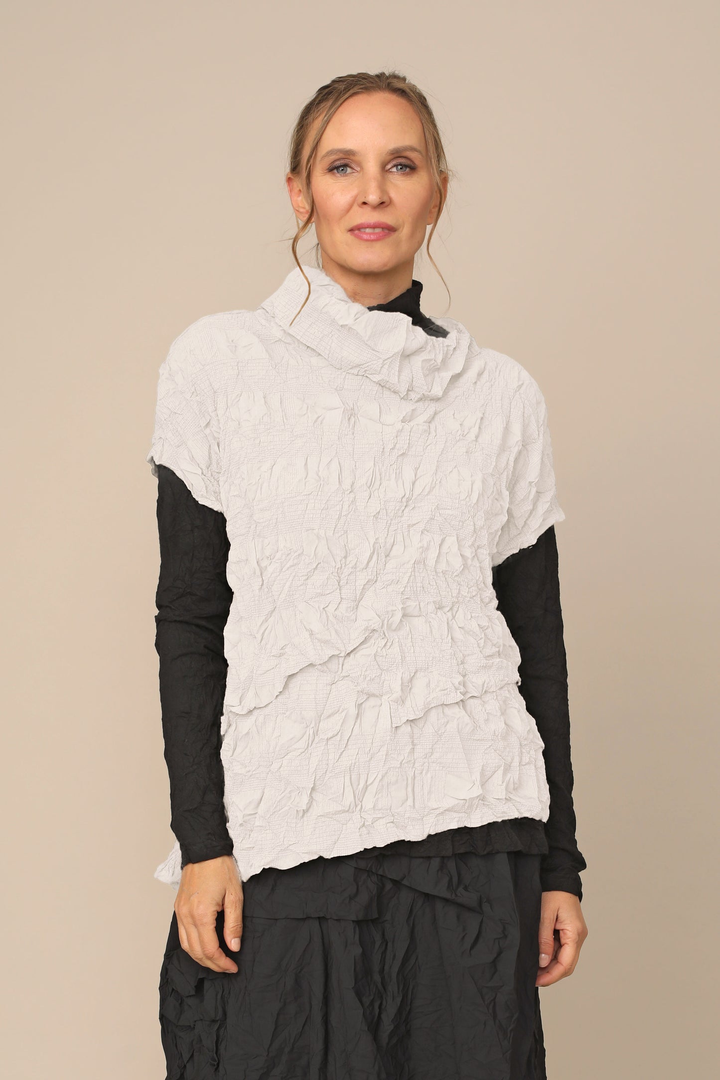 Anya Top