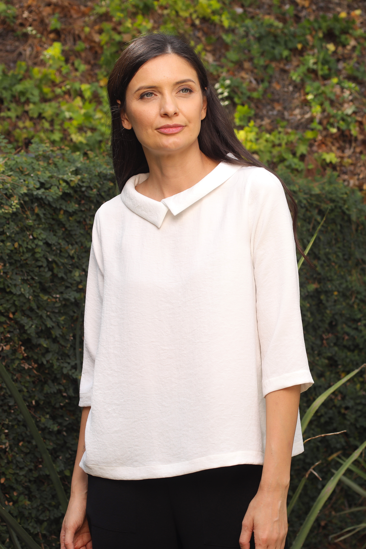 Akita Top