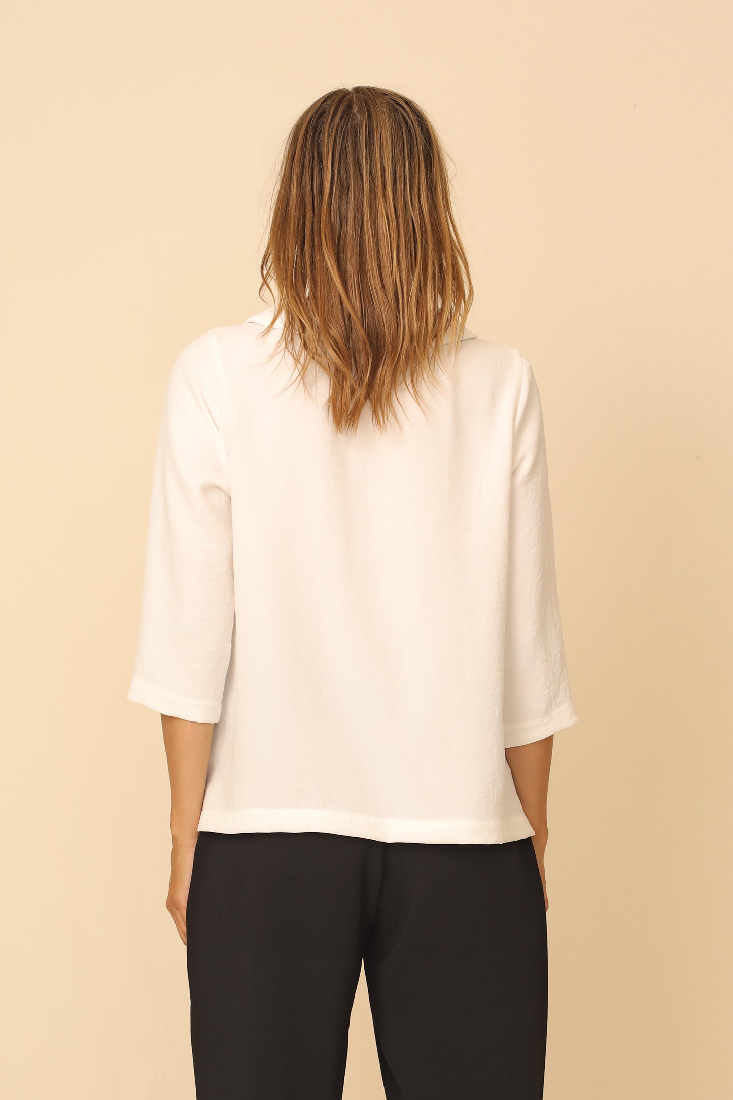 Akita Top