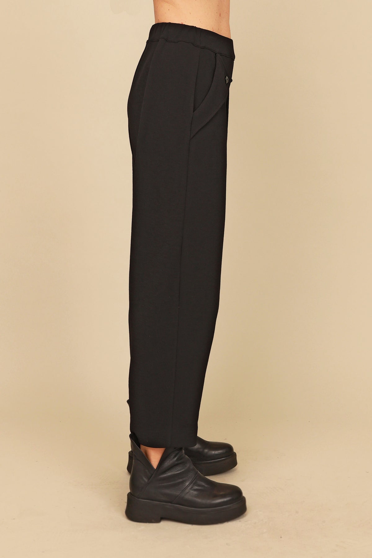 Maxine Pant