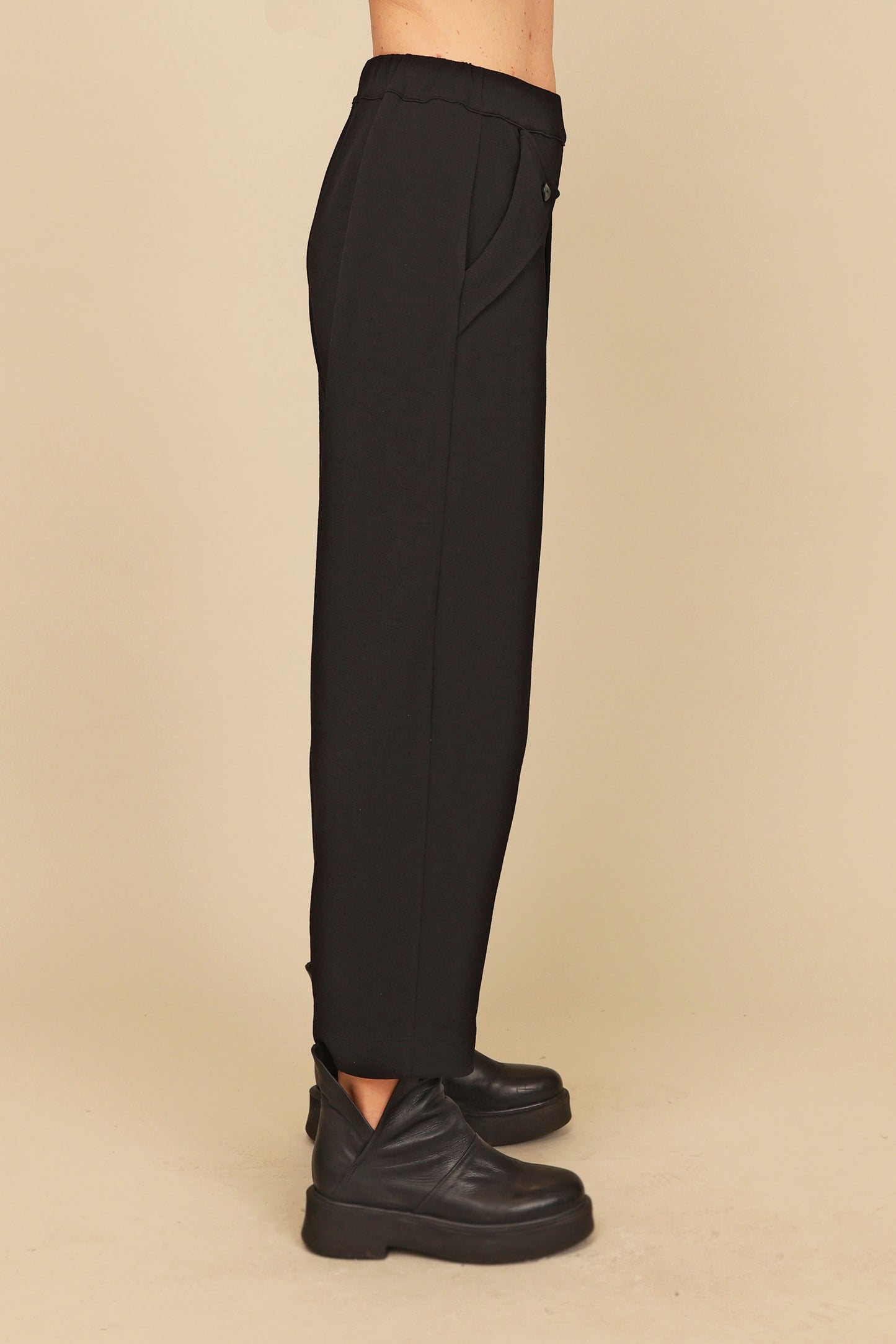 Maxine Pant