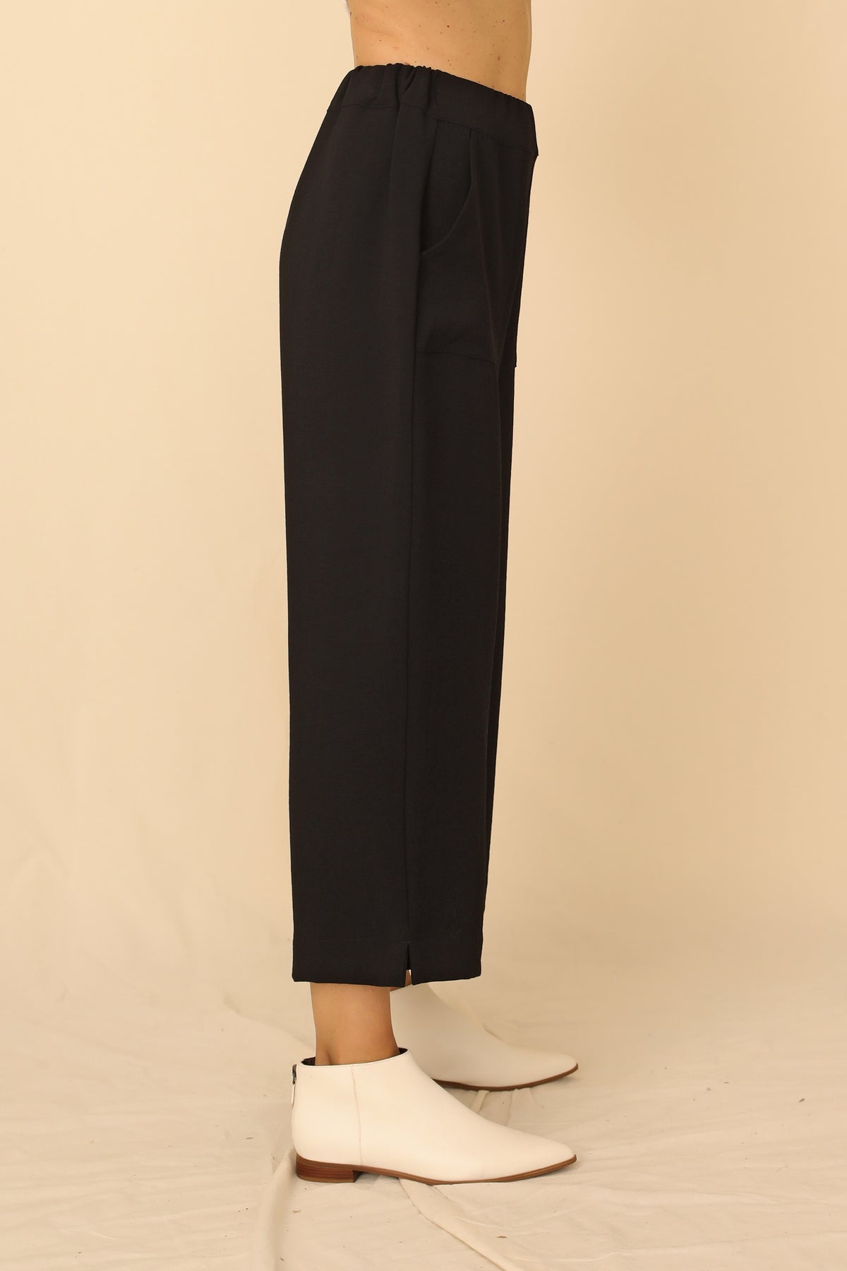 Kalissa Pant