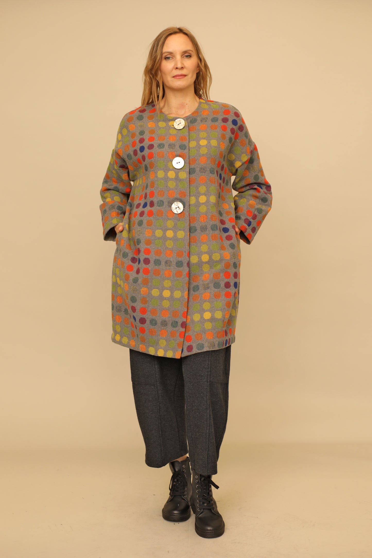 Gwyneth  Coat - D25119