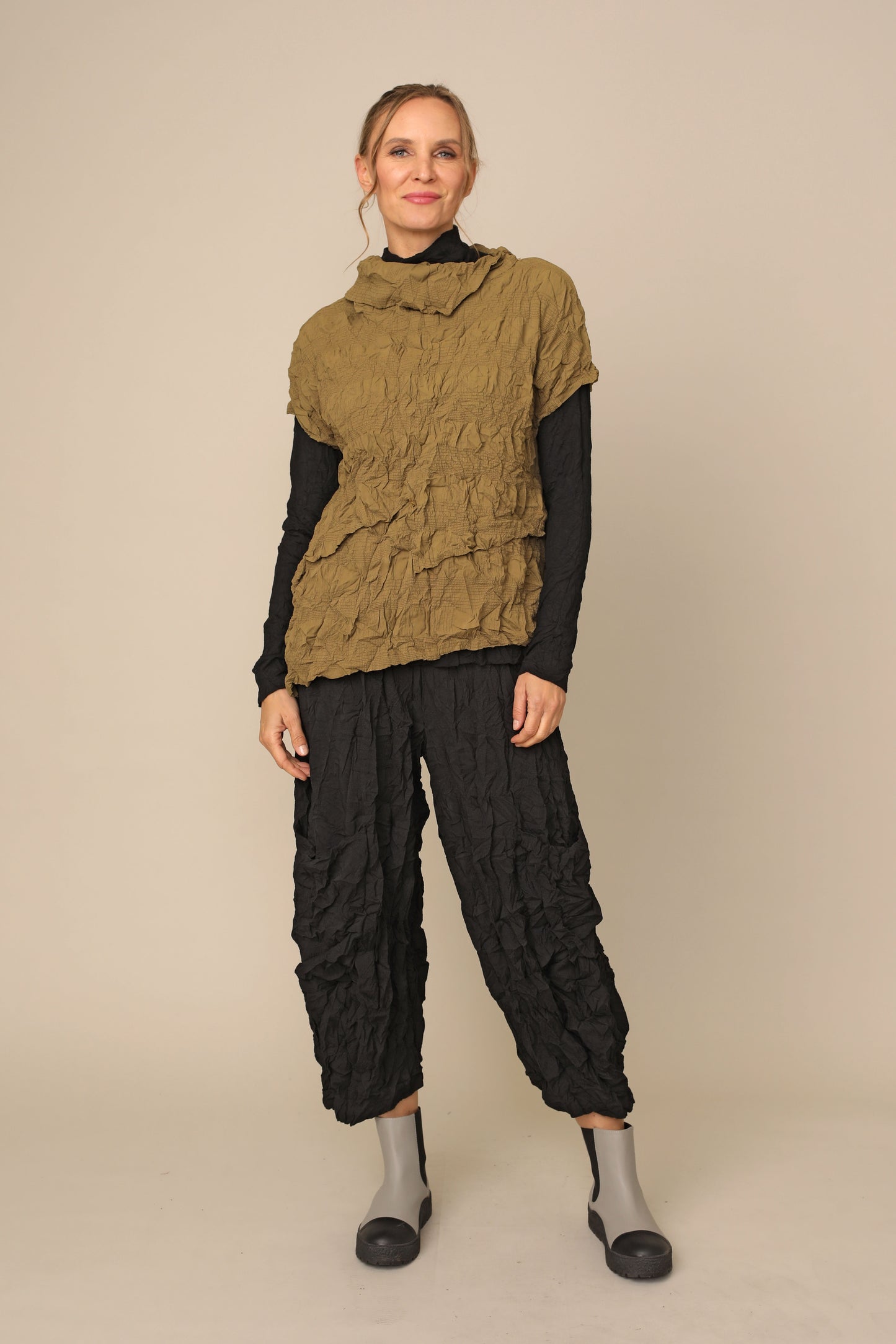 Lucy Pant
