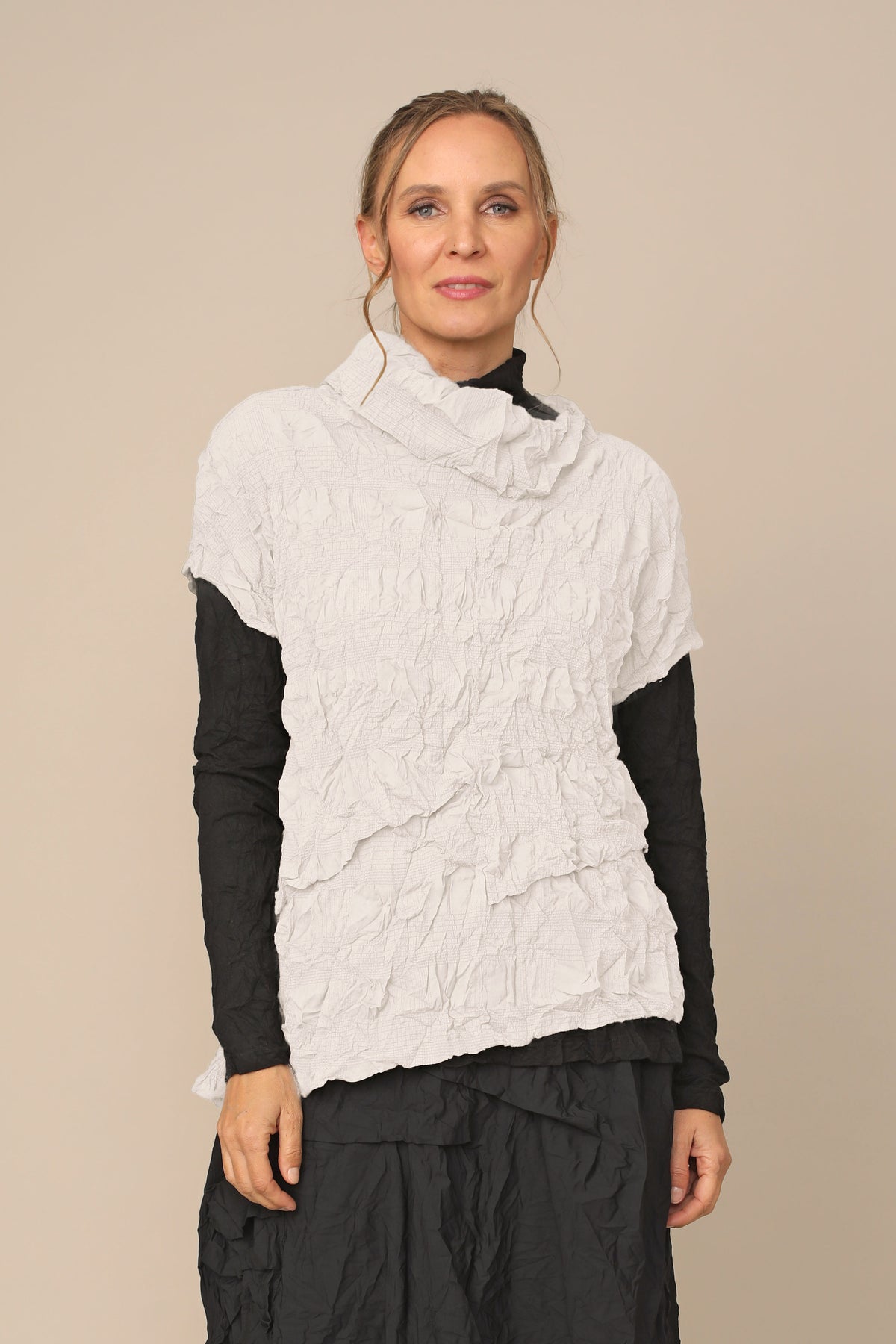 Anya Top